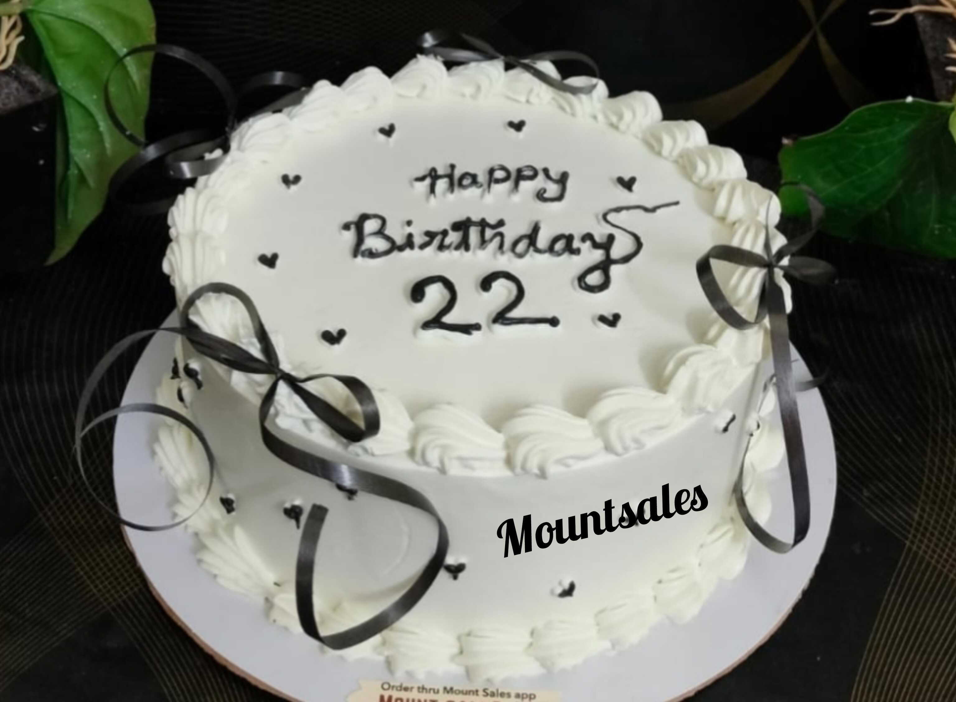 Premium RED N White Velvet Cake